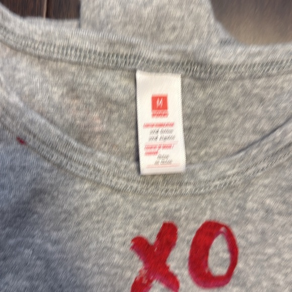 XO Family Matching Valentines Pajamas in Gray and Red! Worn one time! - Picture 4 of 7